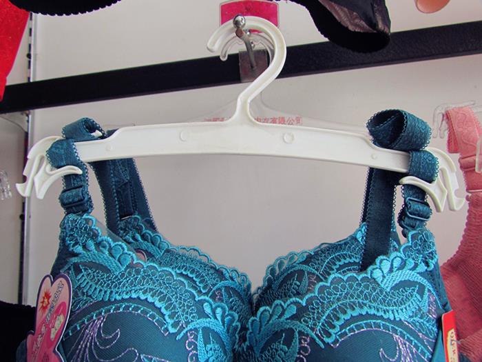 Retail Plastic Underwear Hangers Bra Hangers Retail Plastic Underwear Hangers Bra Hangers