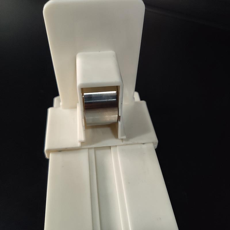Supermarket Plastic Shelf Pusher for Cigarettes Supermarket Plastic Shelf Pusher for Cigarettes